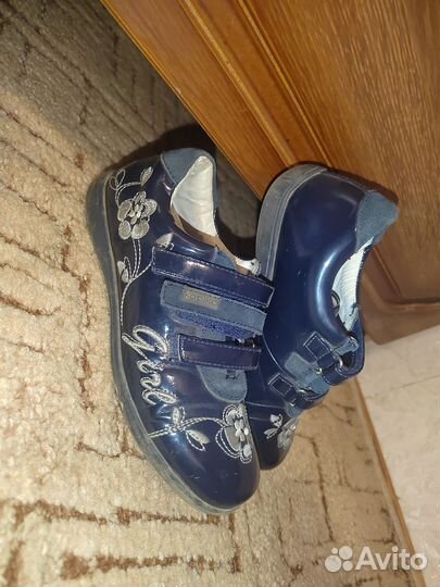Туфли закрытые для девочки размер 33