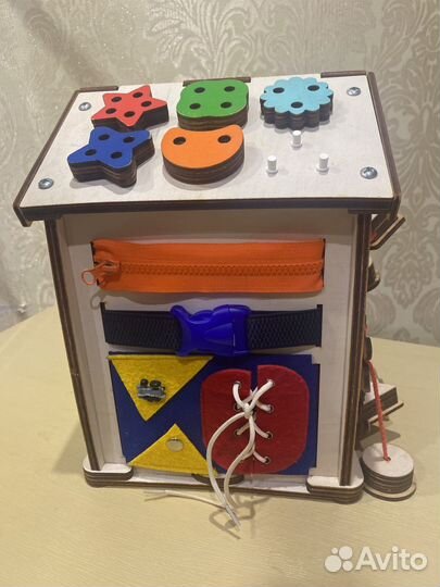 Бизиборд домик со светом