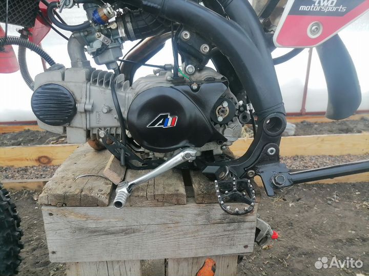 Двигатель YX 150-5