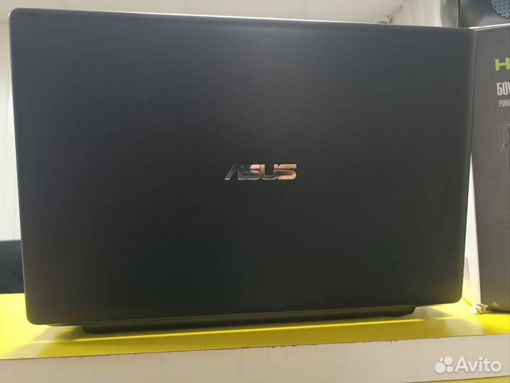 Ноутбук asus