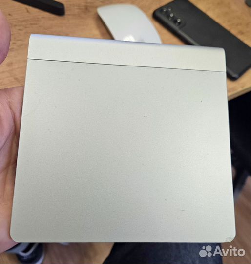 Apple magic trackpad 1