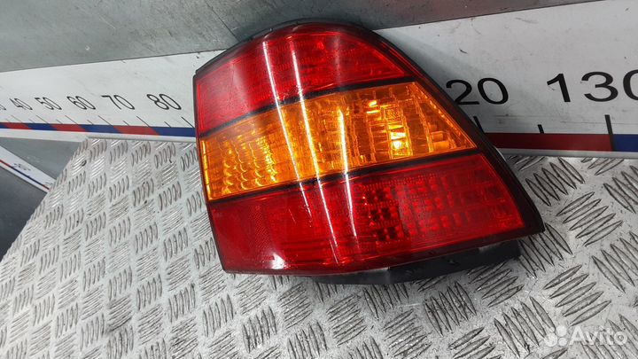 Фонарь 8155050090 Lexus LS 400 (1994-2000)