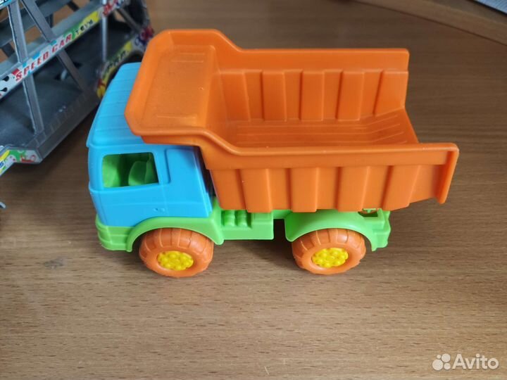 Детские игрушки машины