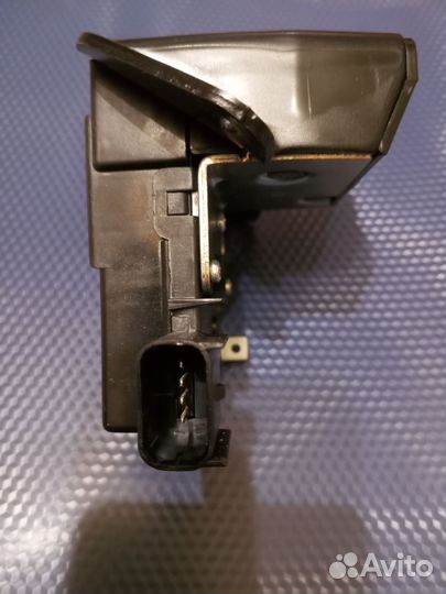 Замок задней двери Киа Пиканто