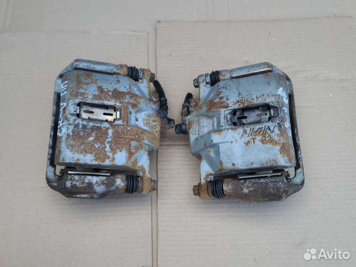 Суппорт тормозной передний Honda CR-V 1