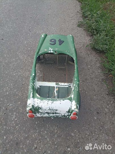 Детская педальная машина СССР