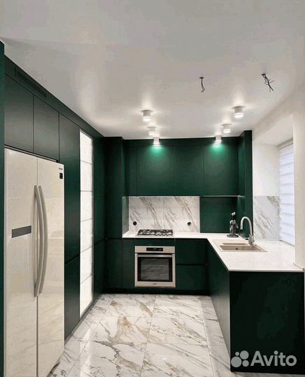 Кухонный гарнитур новый