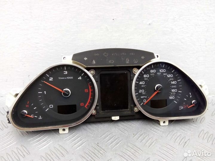 Б/У Щиток приборов 4L0920984A, VAG