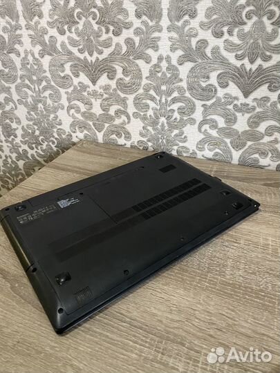 Мощный ноут 4 ядра 3.40Ghz/12 озу/2 видеокарты/SSD