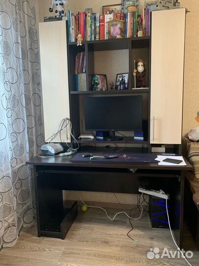 Компьютерный стол