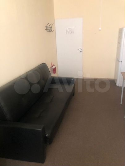 Комната 12 м² в 2-к., 2/4 эт.