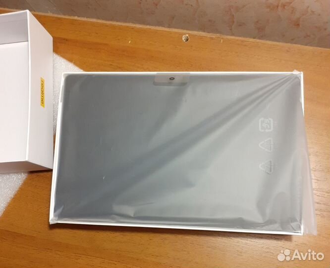 Планшет realme PAD