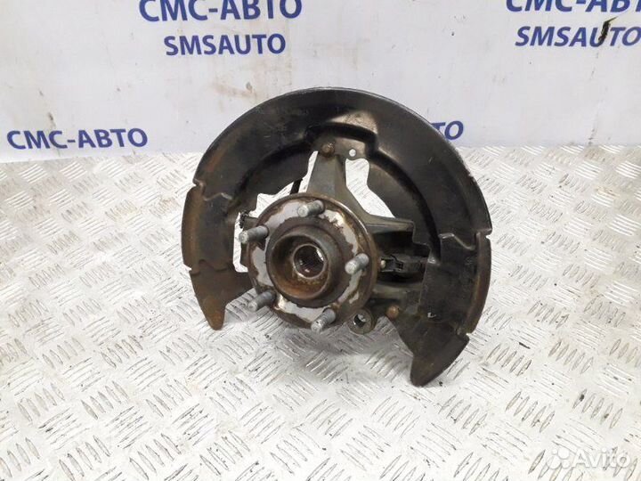 Кулак поворотный передний правый Volvo S40