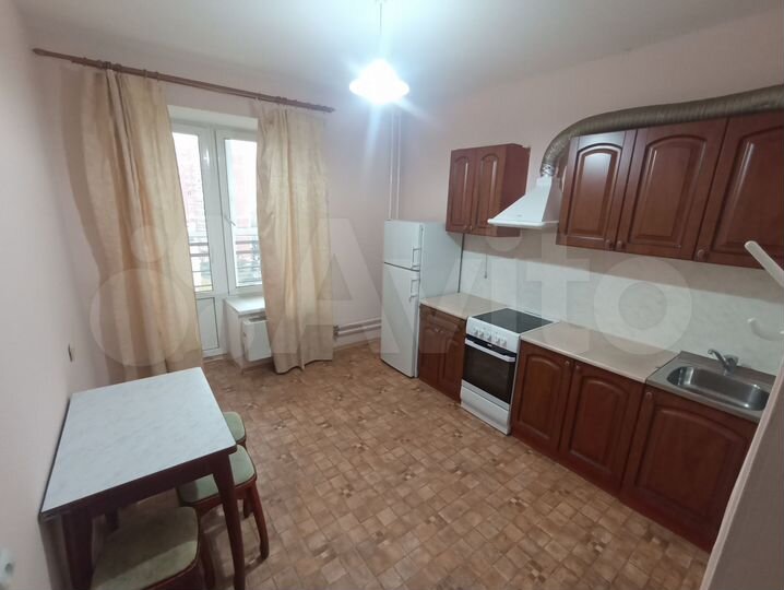 2-к. квартира, 76 м², 11/17 эт.