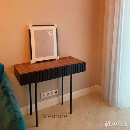 Консоль Batista (лдсп, Австрия)