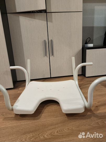 Накладка на ванну