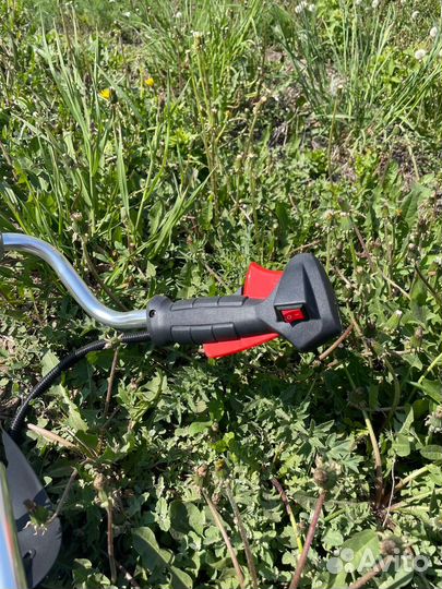 Бензиновый триммер DDE GB43RD