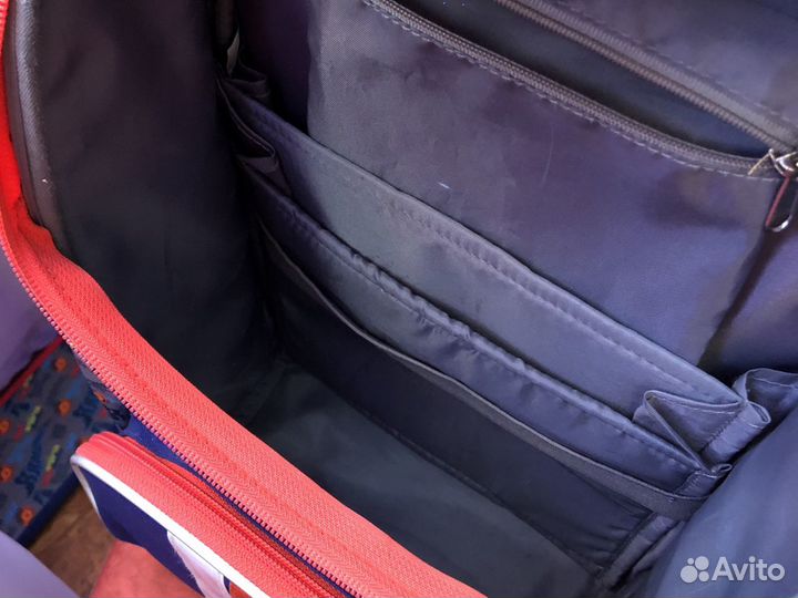 Рюкзак для мальчика пенал подарок