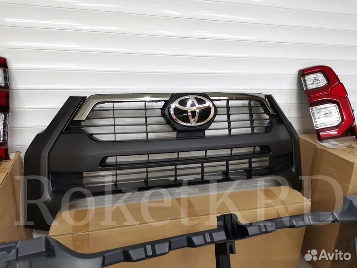 Обвес Toyota Hilux в 2021 год