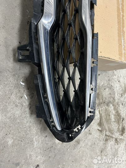 Решетка радиатора Kia Cerato 4 BD