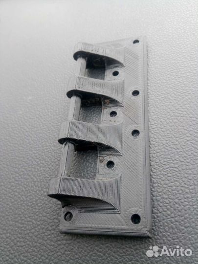 Петля для ящика с инструментами