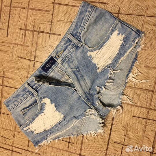 Шорты Guess