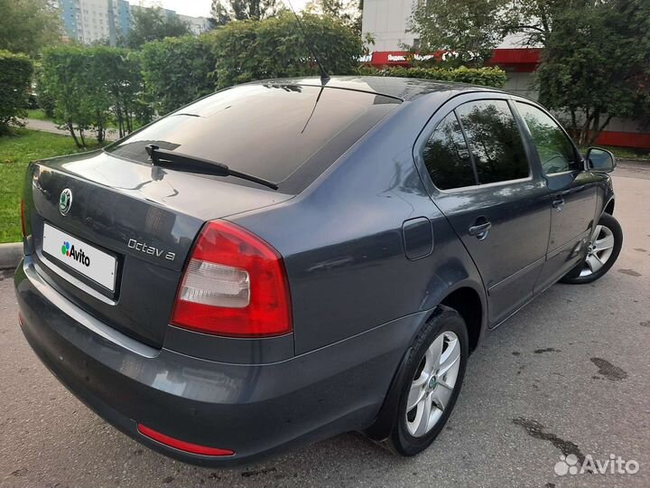 Skoda Octavia 1.6 AT, 2009, 285 000 км