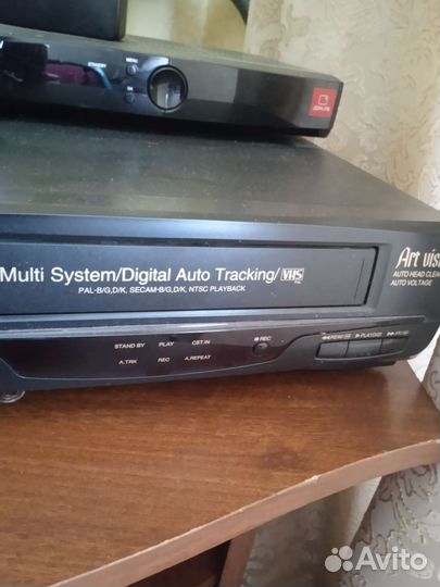 Видеомагнитофон