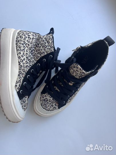 Кеды zara