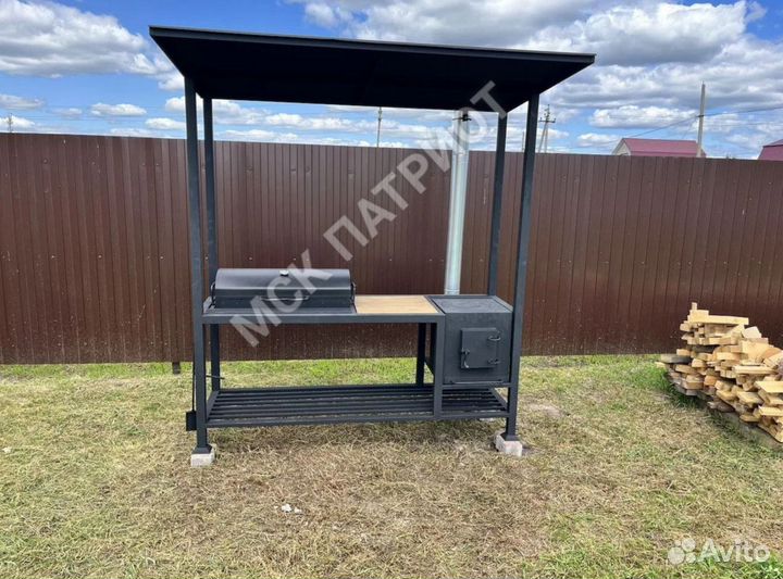 Беседка с мангалом