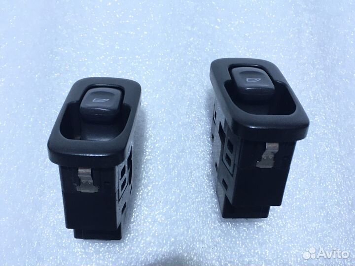 Кнопка стеклоподъемника volvo S80 задняя