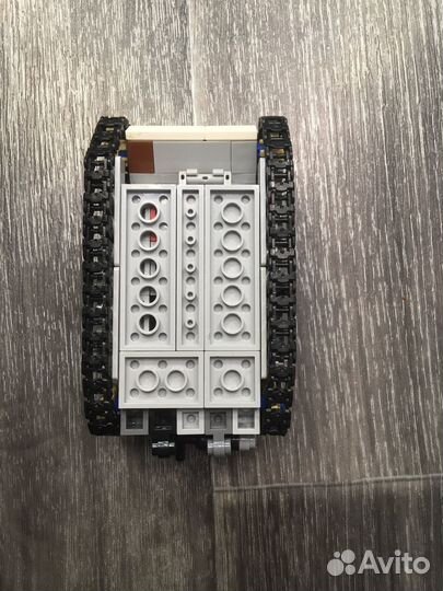 Lego танк