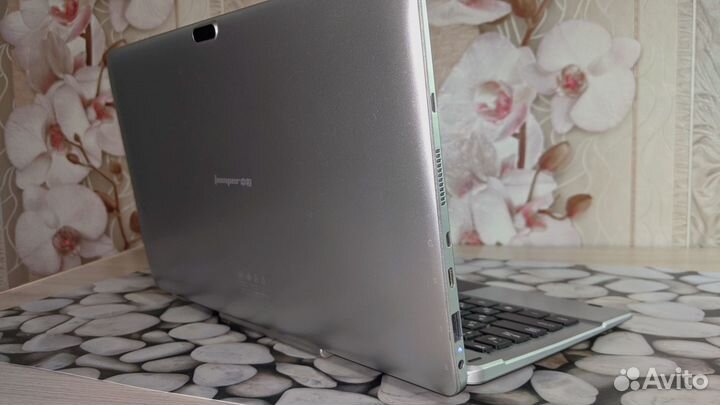 Планшет с клавиатурой на Windows