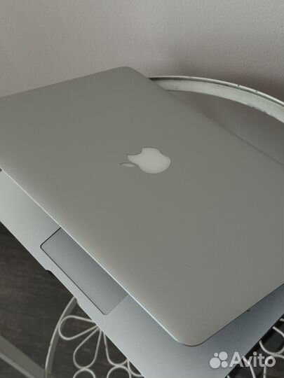 Apple MacBook Air 13 (2015)