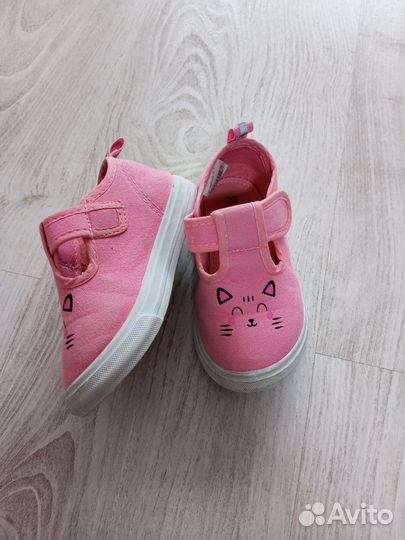 Кеды для девочки. Мокасины