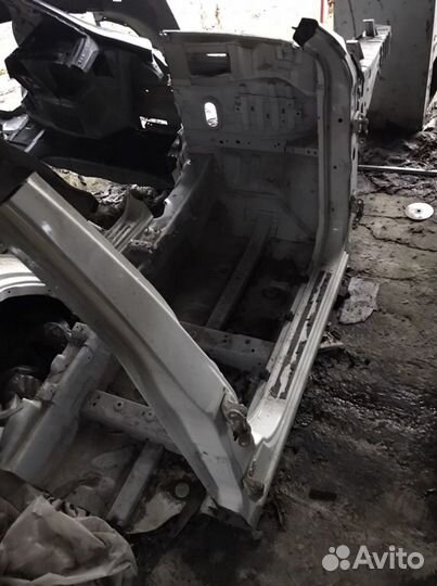 Qashqai J10 лонжерон правый