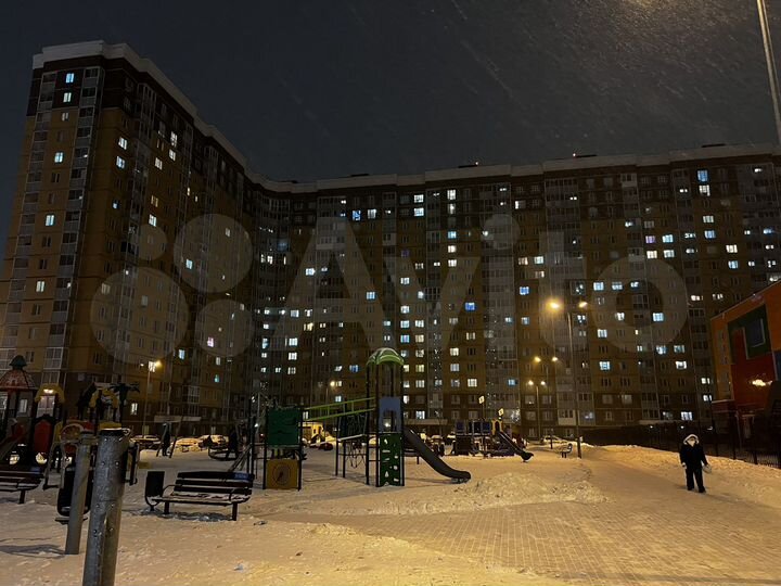 2-к. квартира, 66,4 м², 10/17 эт.