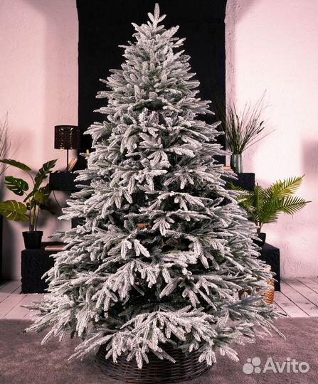 Елка искусственная