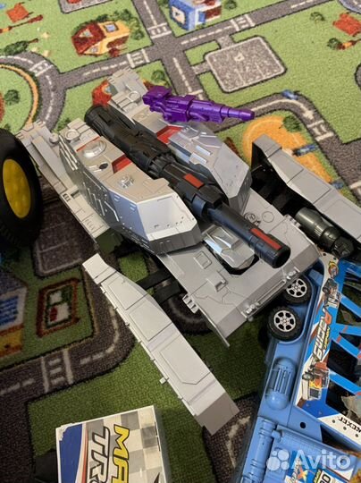 Каталка детская +танк и машинки