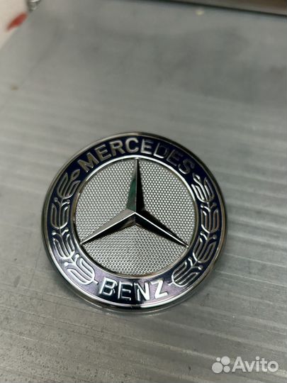 Значок эмблема