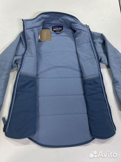 Куртка женская Patagonia Pack In Jacket