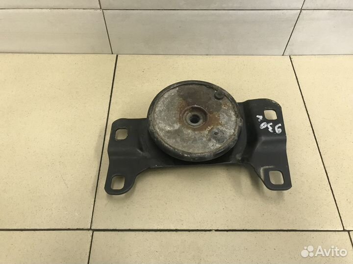 Опора двигателя левая S40 2004-2012