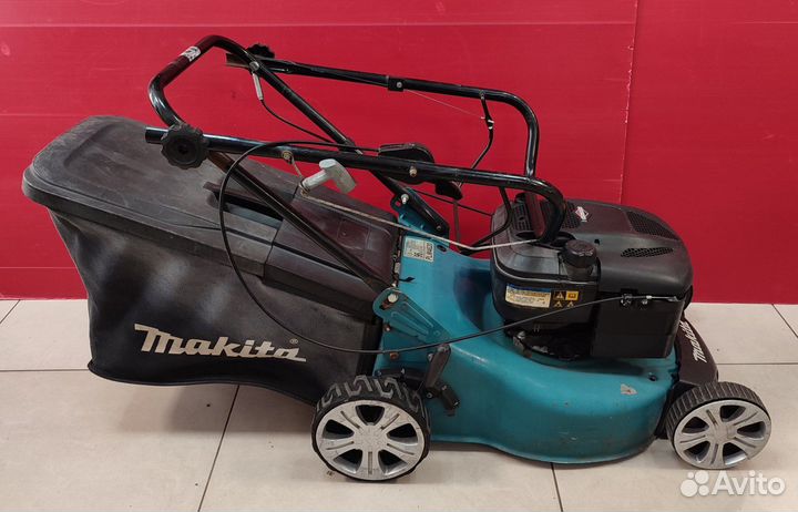 Бензиновая газонокосилка Makita PLM4620