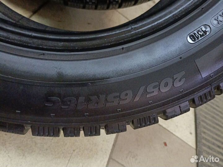 Michelin Agilis X-Ice North 205/65 R16C 107R