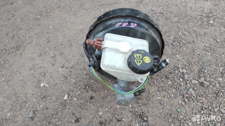 Главный тормозной цилиндр volvo S60V70S80(вакуум)