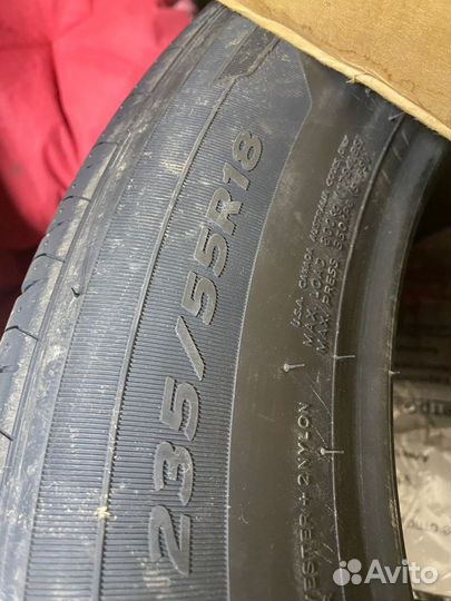 Dunlop Grandtrek ST30 235/55 R18