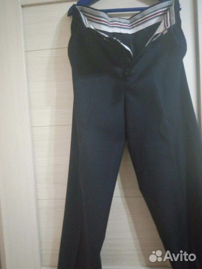 Школьный костюм (брюки +жилетка)