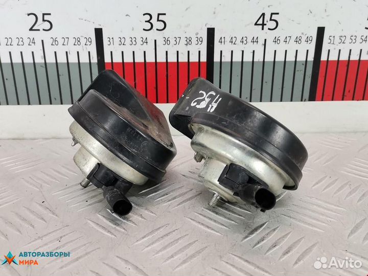 Сигнал (клаксон) BMW X1 E84 рест. 2013 61337159420