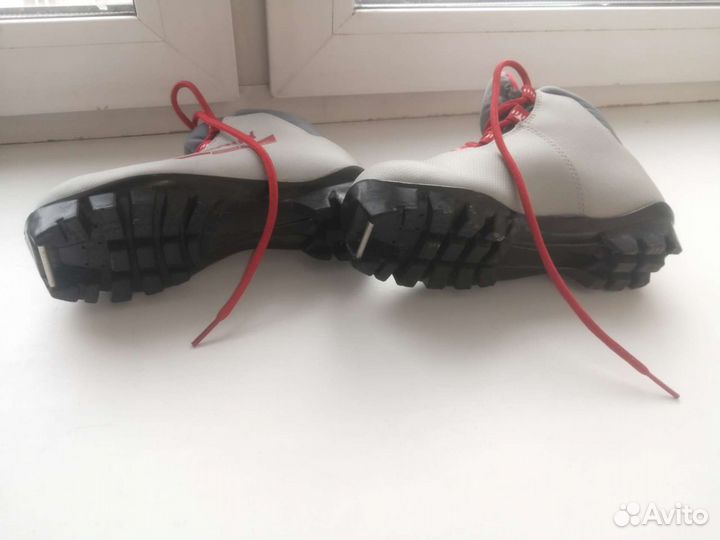 Лыжные ботинки детские