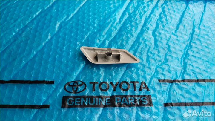 Крышка омывателя Рав 4 -5 левая белый перл 19-23